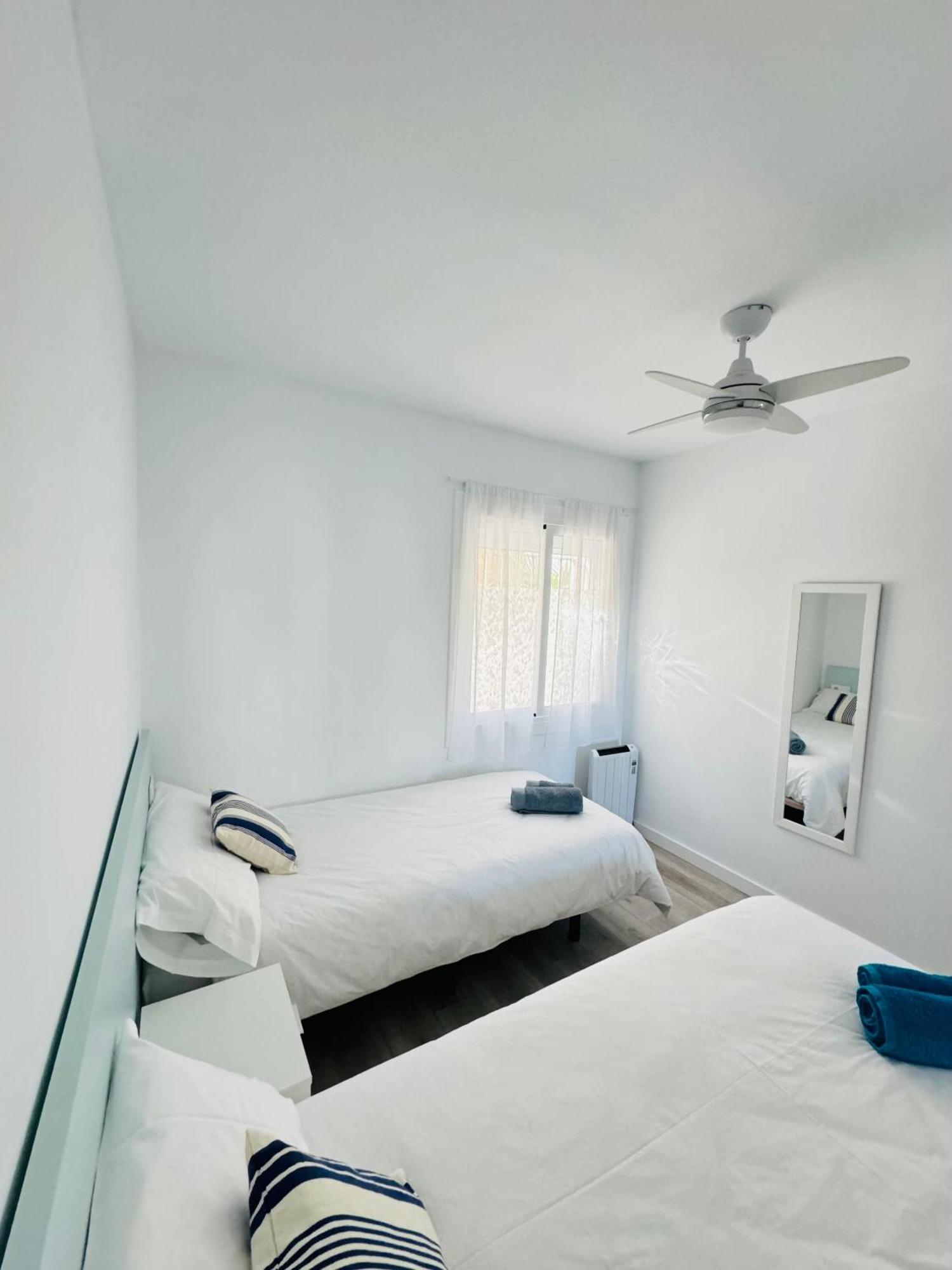Apartamento Canyelles Playa Roses Exterior photo