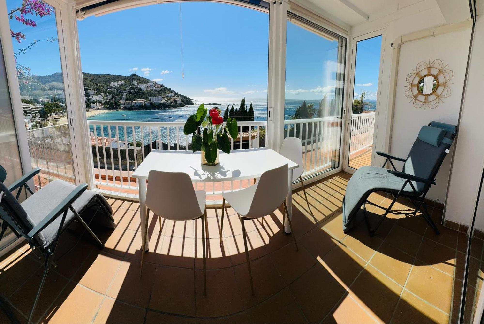 Apartamento Canyelles Playa Roses Exterior photo